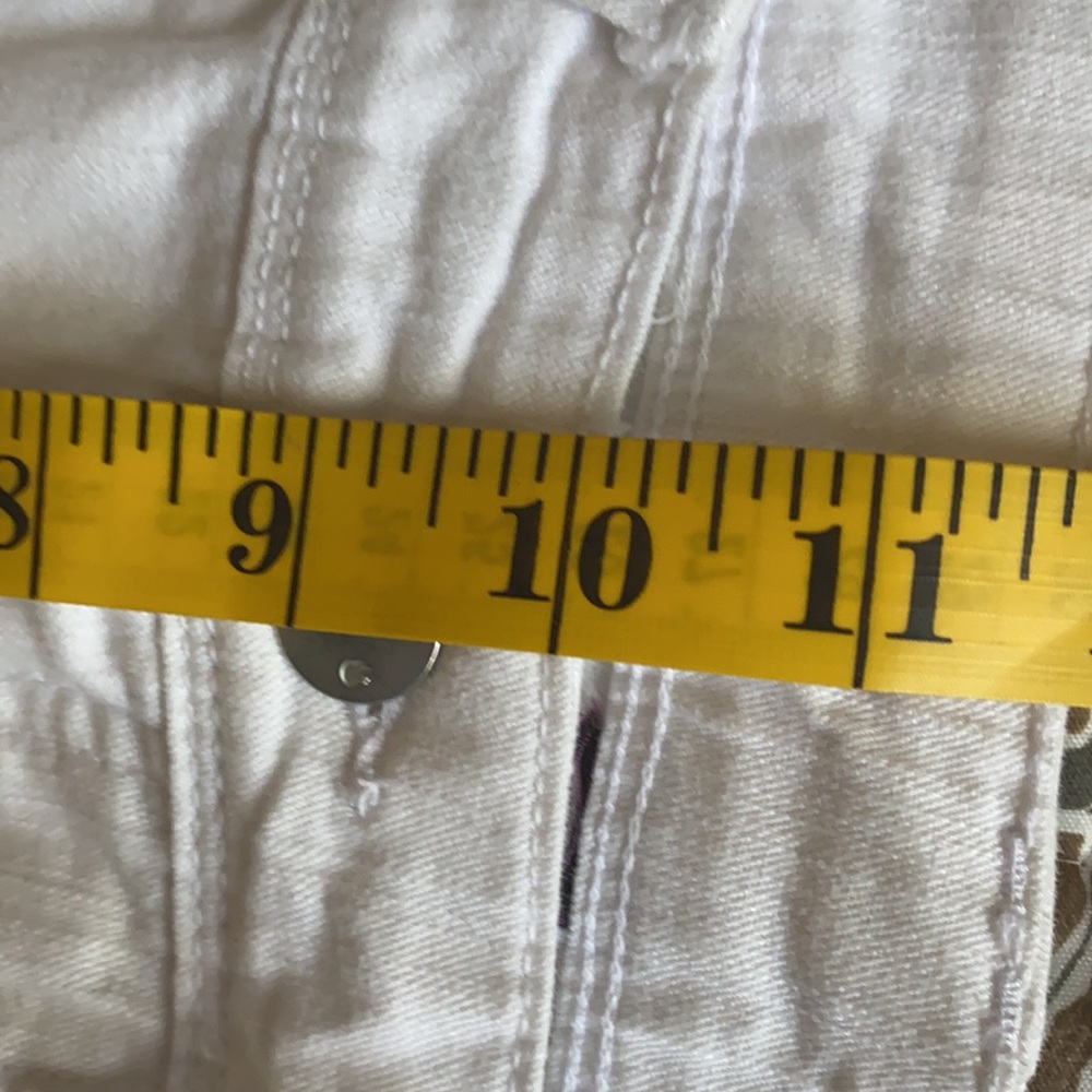 GLORIA VANDERBILT Skimmer Capris - Picture 7 of 10